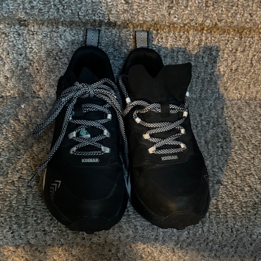 Kodak Black Athletic Shoes with Hard Toe and Patterned Laces Size 6